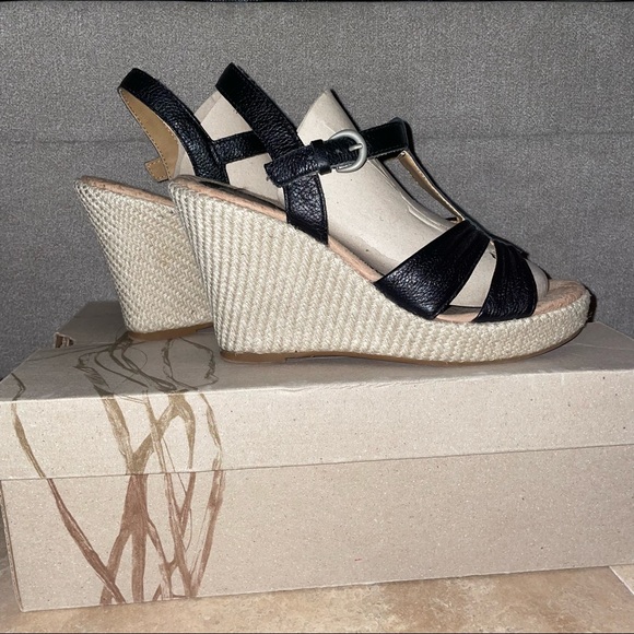 EUC-Born B.o.c. Maureen Comfort Wedge Sandals Black Womens Size 8M🖤with Box - Picture 12 of 13